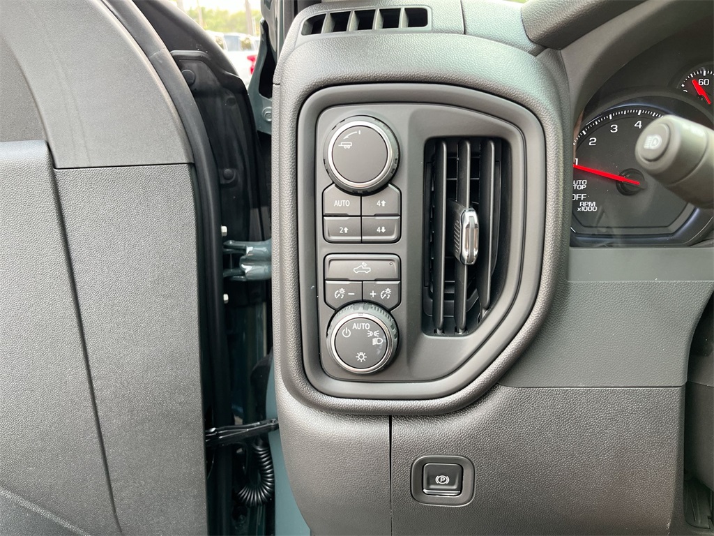 new 2025 Chevrolet Silverado 1500 car, priced at $49,916