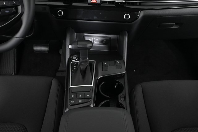 new 2026 Kia Sportage car, priced at $33,225