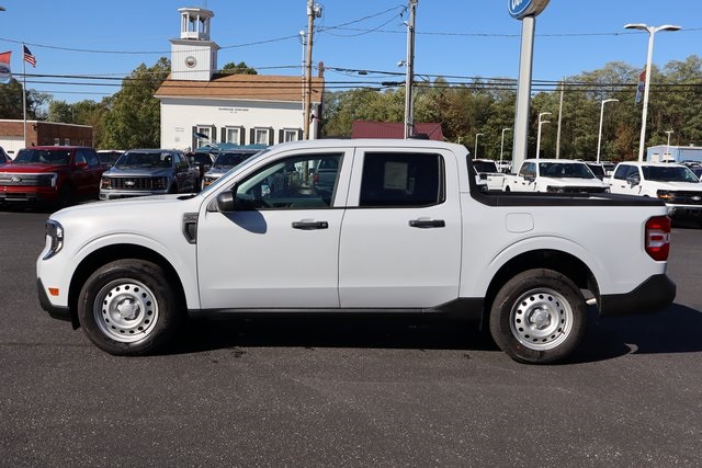 new 2025 Ford Maverick car, priced at $32,139