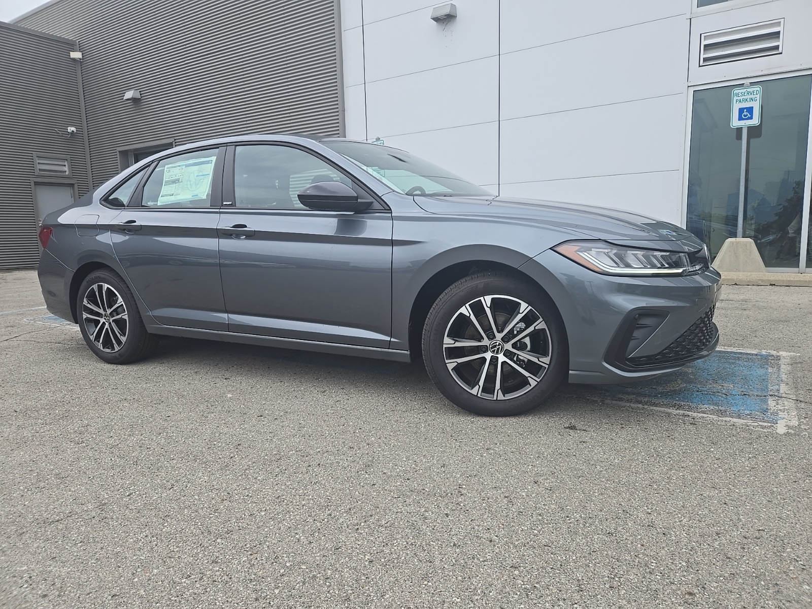 new 2025 Volkswagen Jetta car