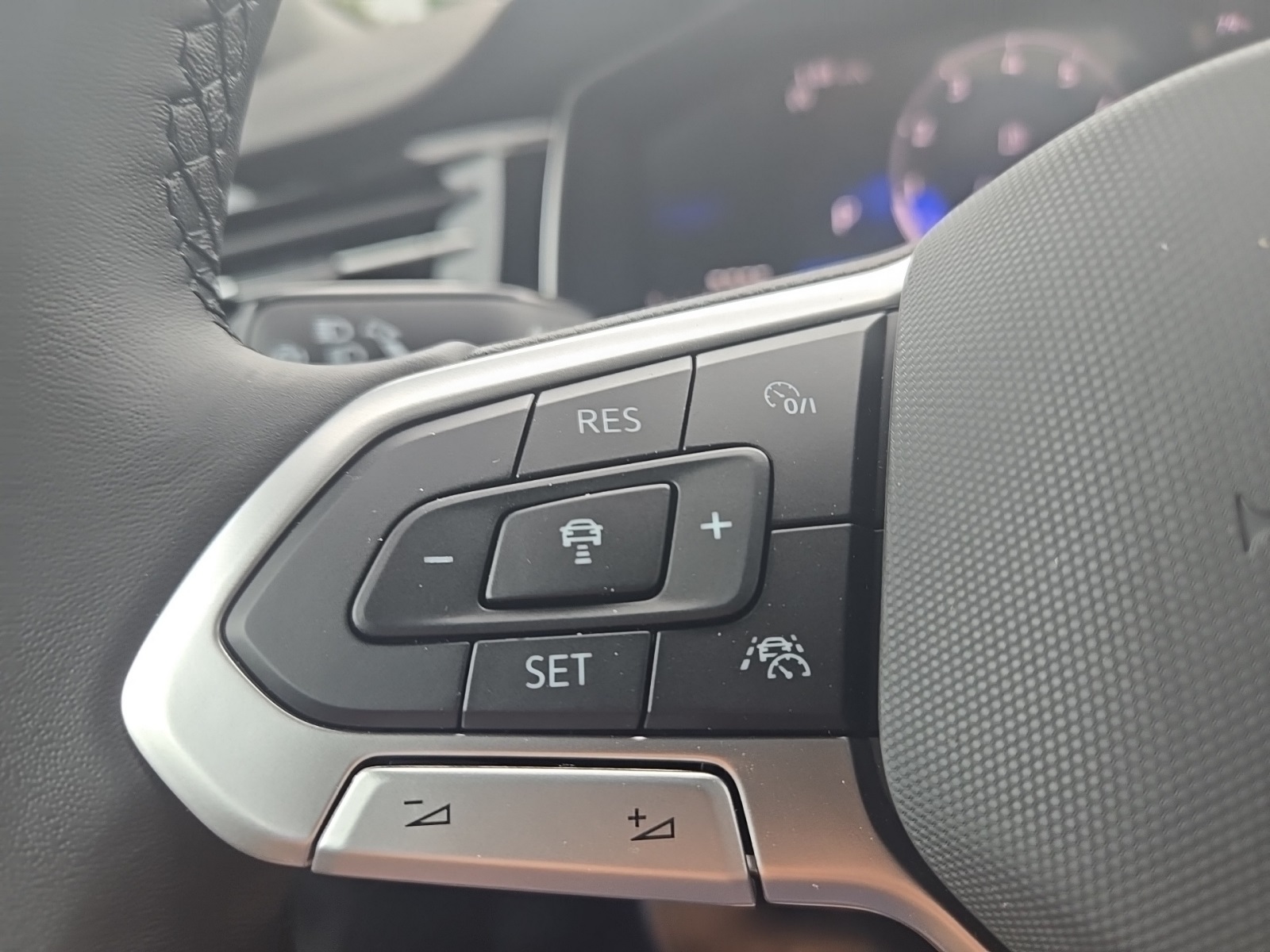 new 2025 Volkswagen Jetta car