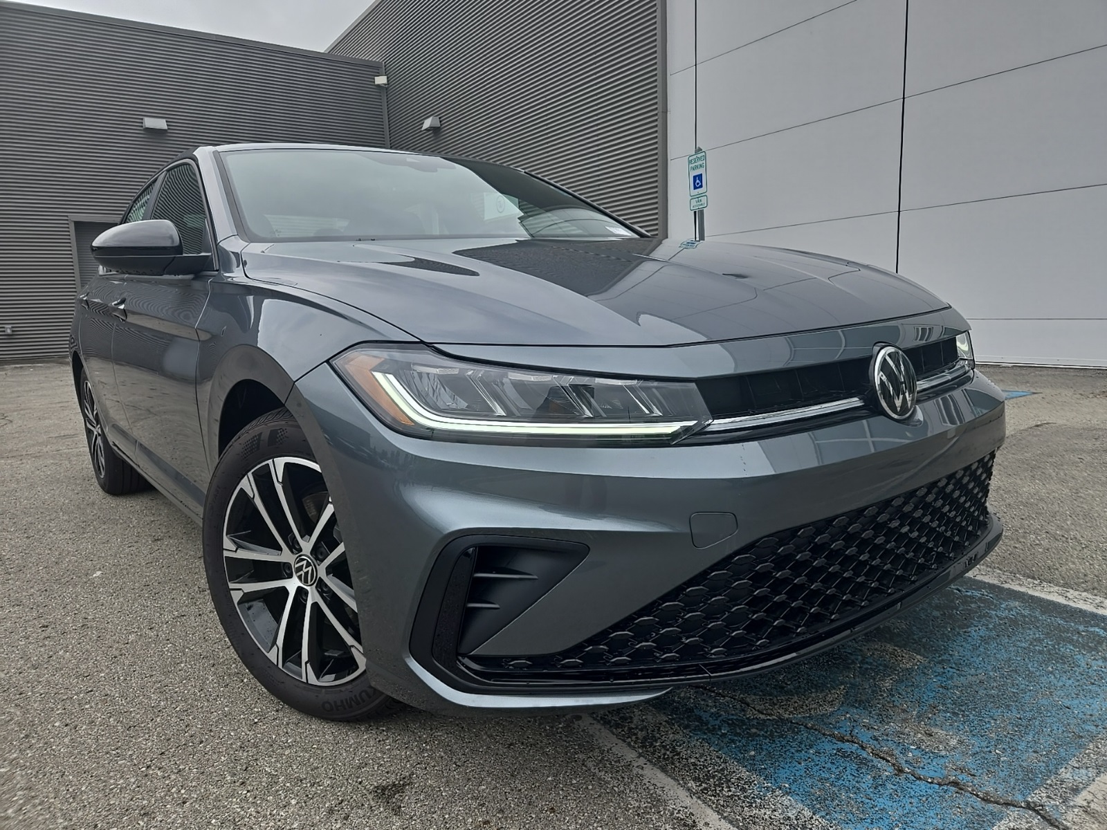 new 2025 Volkswagen Jetta car