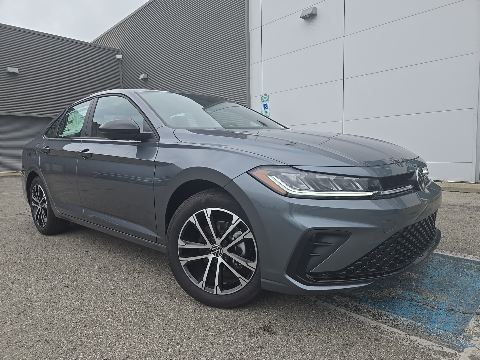 new 2025 Volkswagen Jetta car