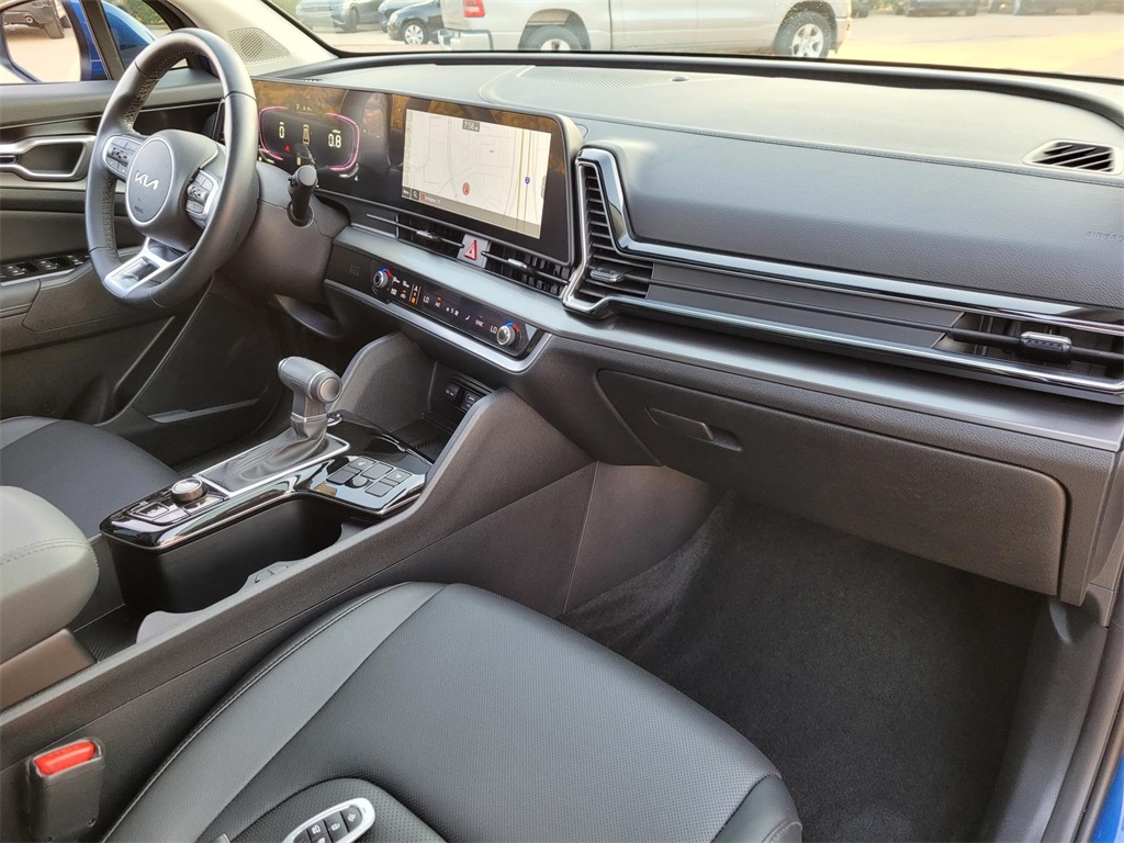 used 2025 Kia Sportage car, priced at $27,990