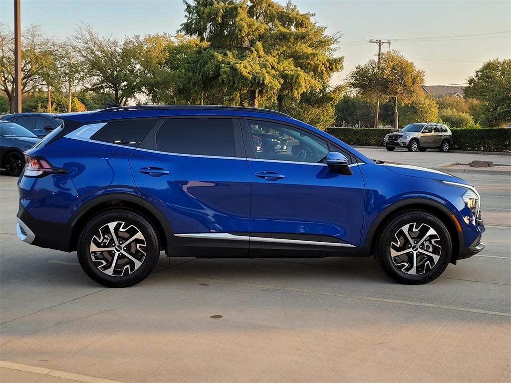 used 2025 Kia Sportage car, priced at $27,990
