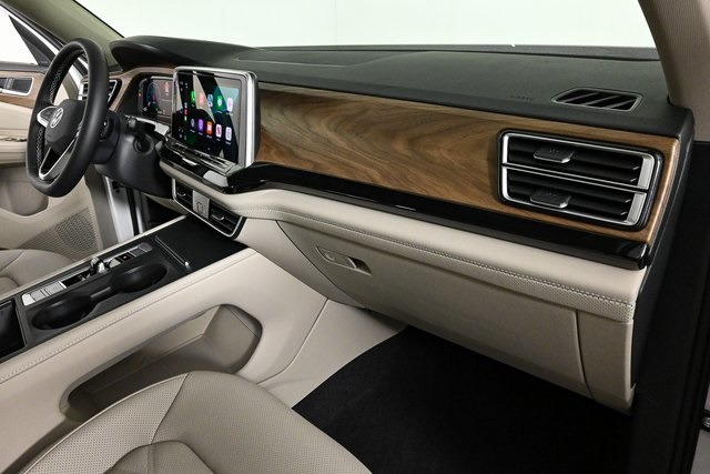 new 2026 Volkswagen Atlas car, priced at $43,411