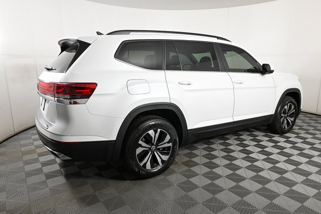 new 2026 Volkswagen Atlas car, priced at $43,411