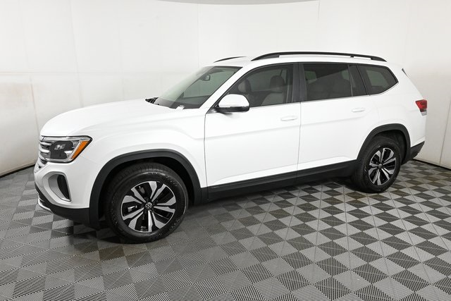 new 2026 Volkswagen Atlas car, priced at $43,411