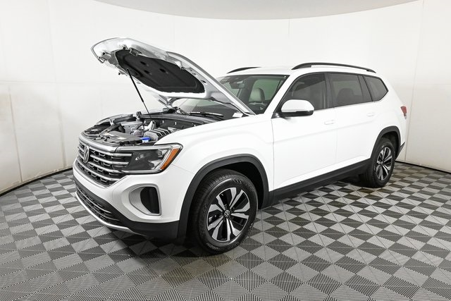 new 2026 Volkswagen Atlas car, priced at $43,411