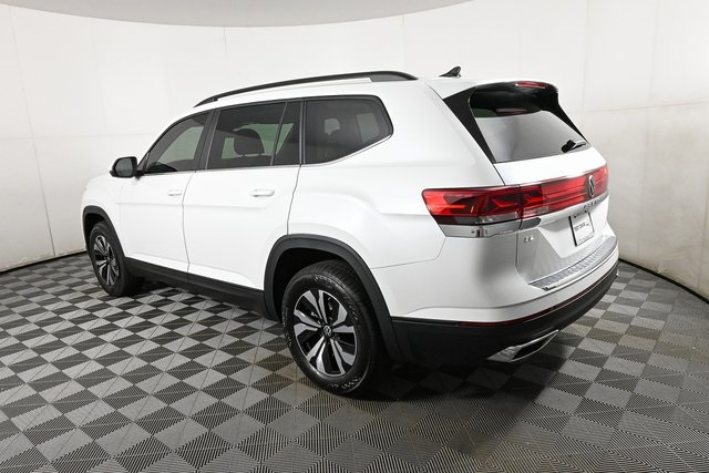 new 2026 Volkswagen Atlas car, priced at $43,411