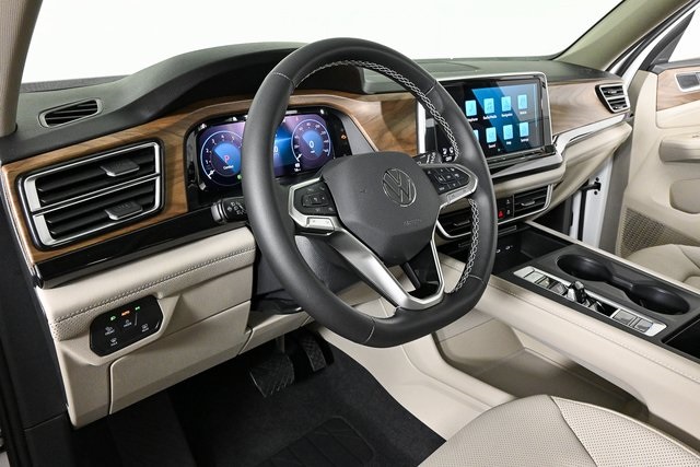 new 2026 Volkswagen Atlas car, priced at $43,411