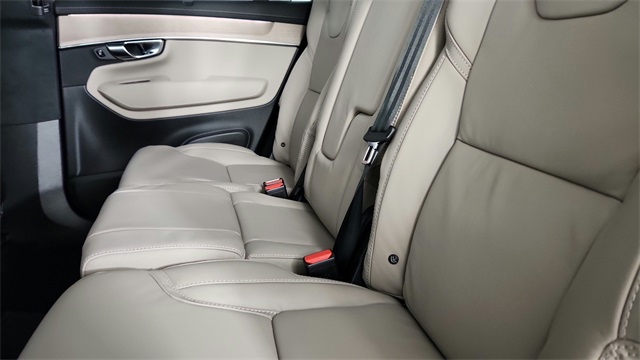 new 2026 Volvo XC90 Plug-In Hybrid car, priced at $89,570