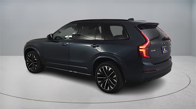 new 2026 Volvo XC90 Plug-In Hybrid car, priced at $89,570