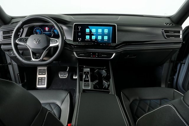 new 2026 Volkswagen Atlas Cross Sport car, priced at $57,847