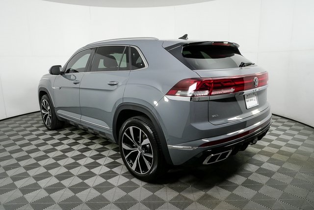 new 2026 Volkswagen Atlas Cross Sport car, priced at $57,847