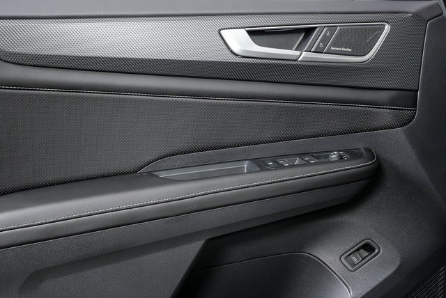 new 2026 Volkswagen Atlas Cross Sport car, priced at $57,847