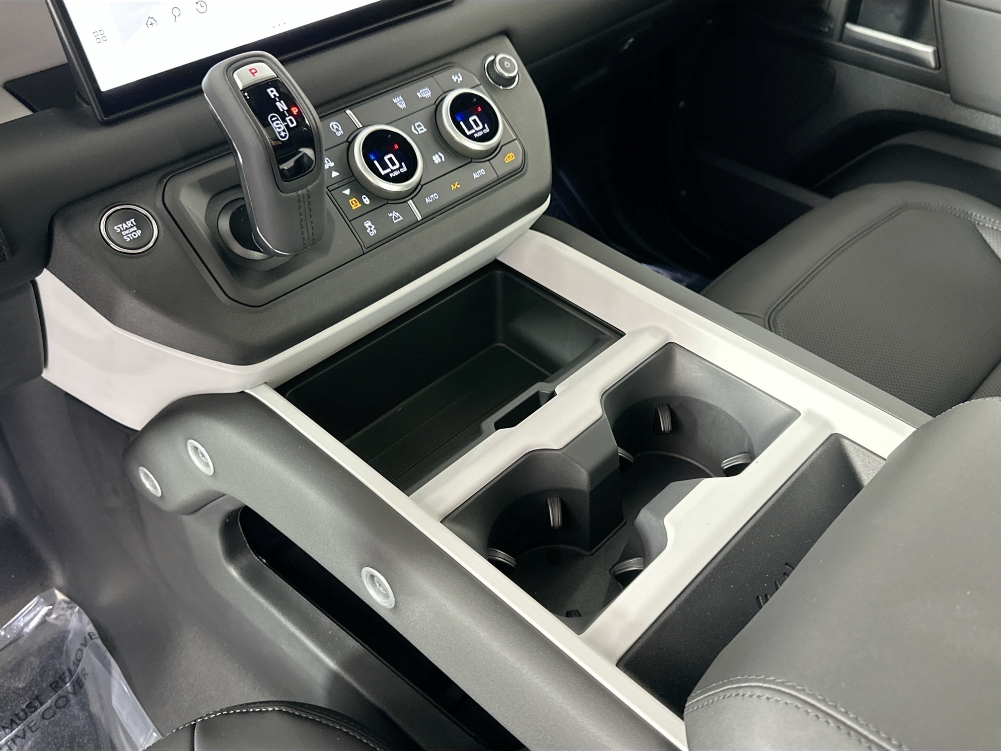 new 2025 Land Rover Defender 110 car