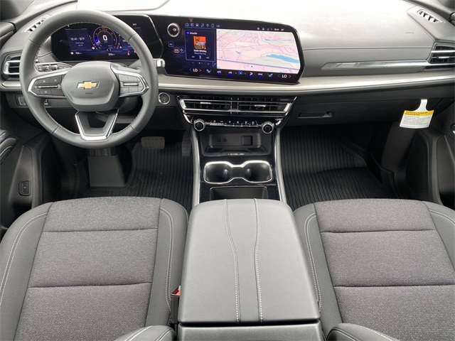 new 2025 Chevrolet Traverse car, priced at $41,755
