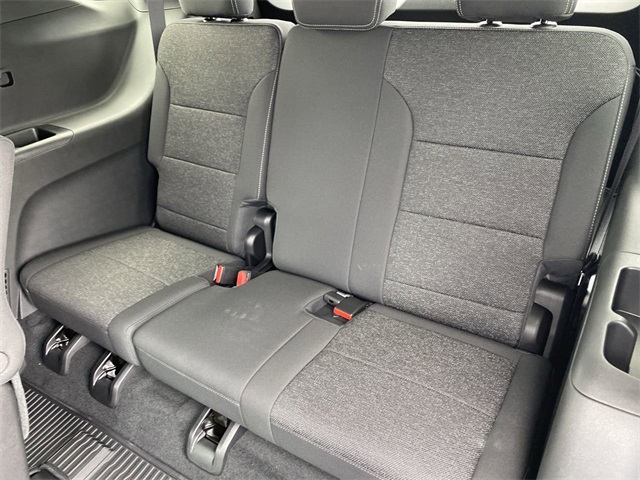 new 2025 Chevrolet Traverse car, priced at $41,755