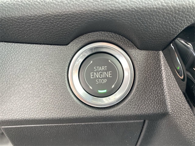 new 2025 Chevrolet Traverse car, priced at $41,755