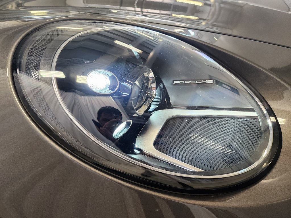 used 2021 Porsche 911 car, priced at $124,725