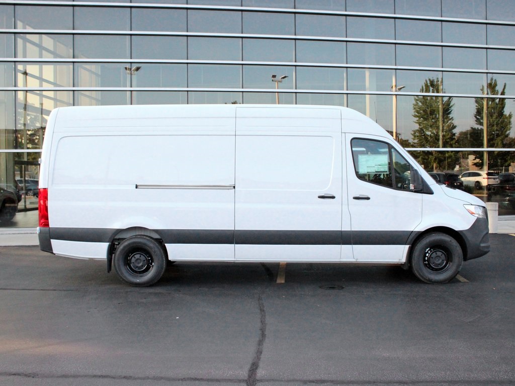 new 2025 Mercedes-Benz Sprinter 2500 car, priced at $68,824