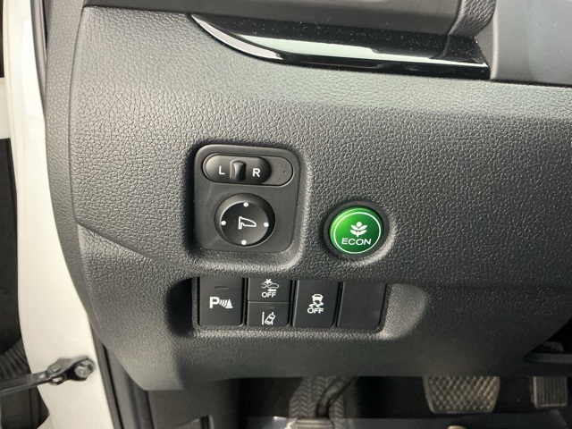 used 2020 Honda Pilot car, priced at $27,191