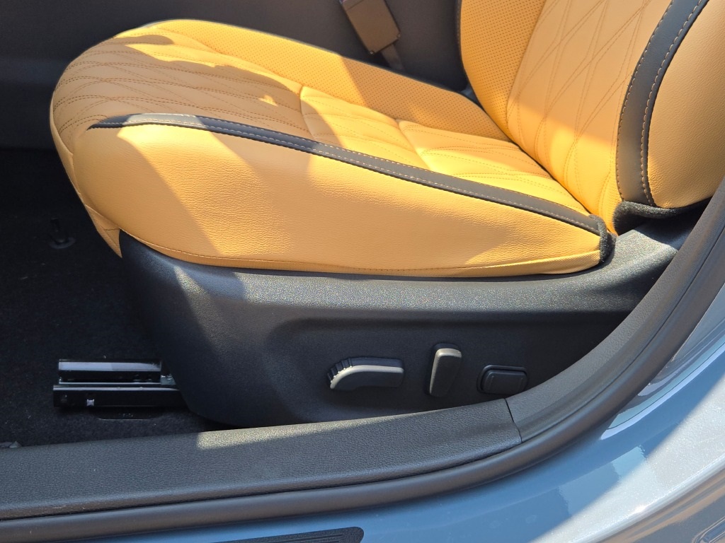 new 2025 Nissan Sentra car, priced at $27,985