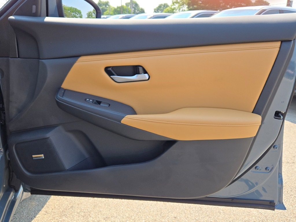 new 2025 Nissan Sentra car, priced at $27,985