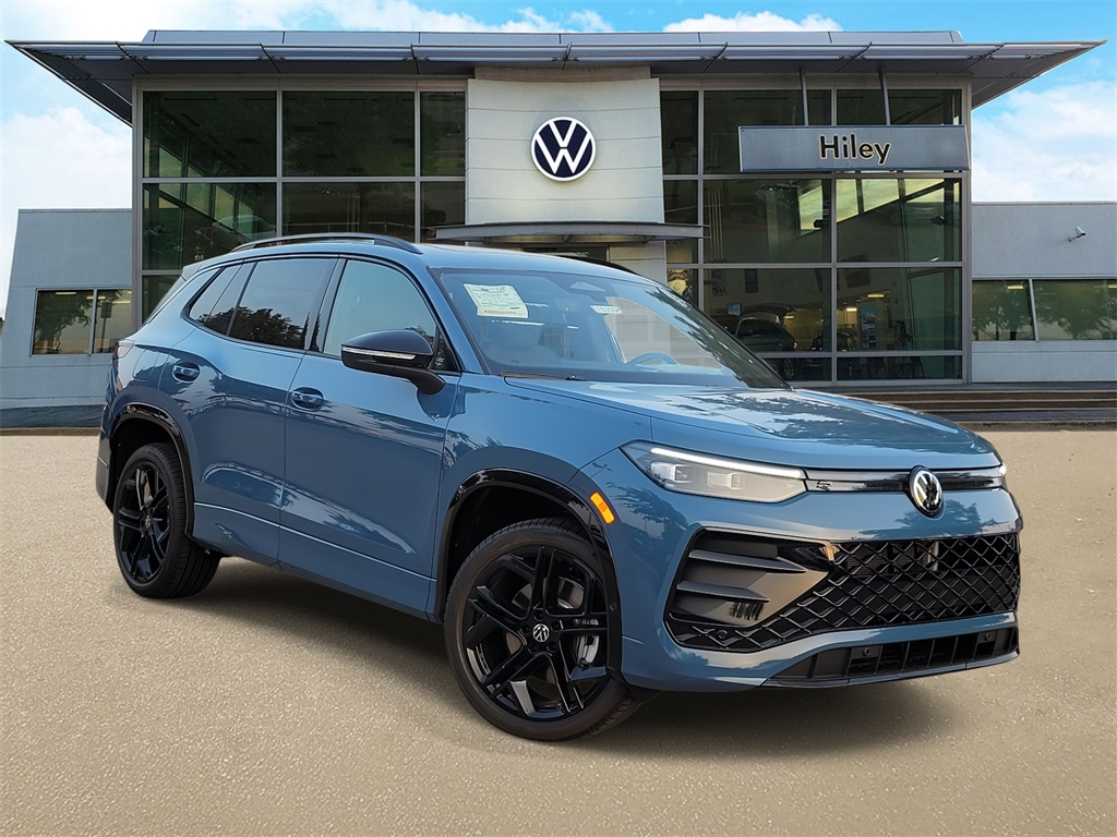 new 2025 Volkswagen Tiguan car, priced at $39,091