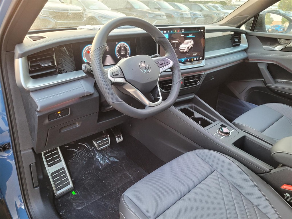 new 2025 Volkswagen Tiguan car, priced at $39,091