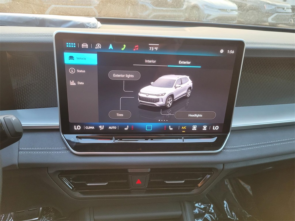new 2025 Volkswagen Tiguan car, priced at $39,091