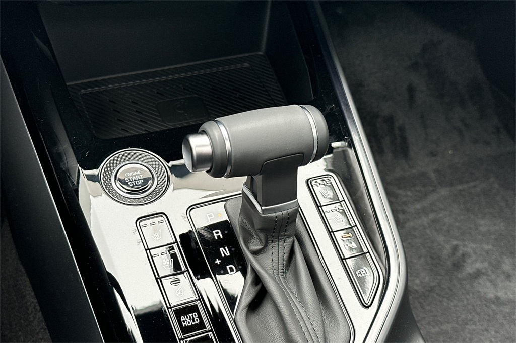 new 2025 Kia Niro car, priced at $34,335