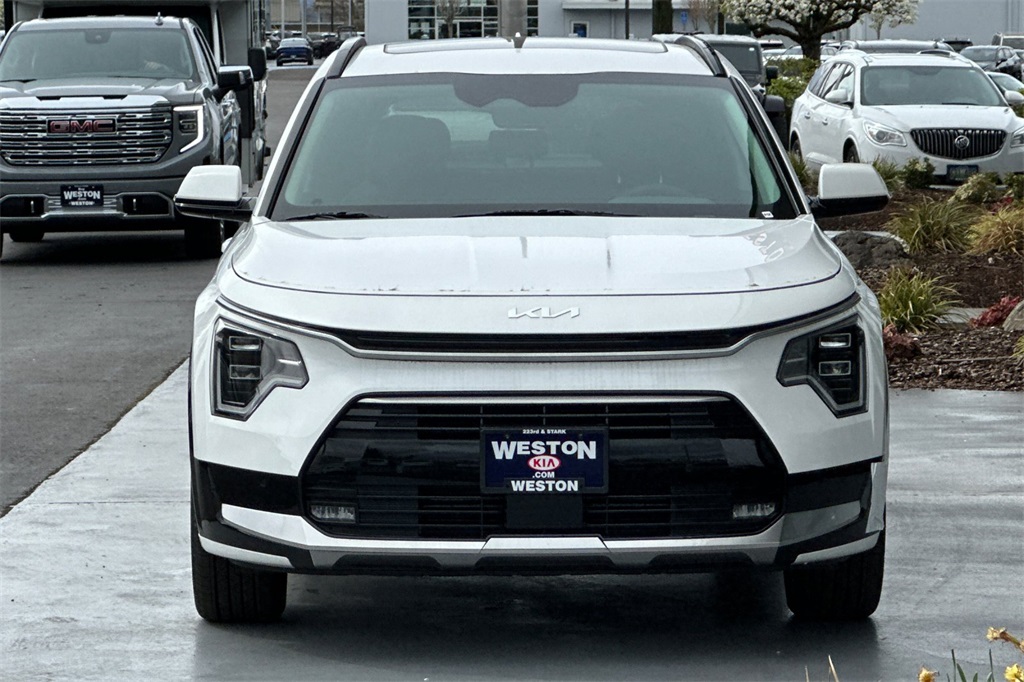 new 2025 Kia Niro car, priced at $34,335
