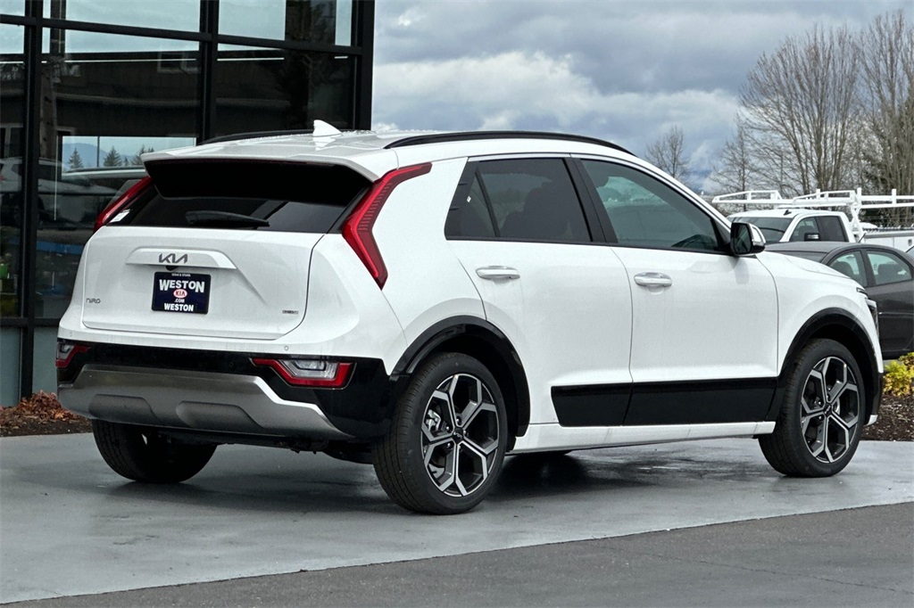 new 2025 Kia Niro car, priced at $34,335