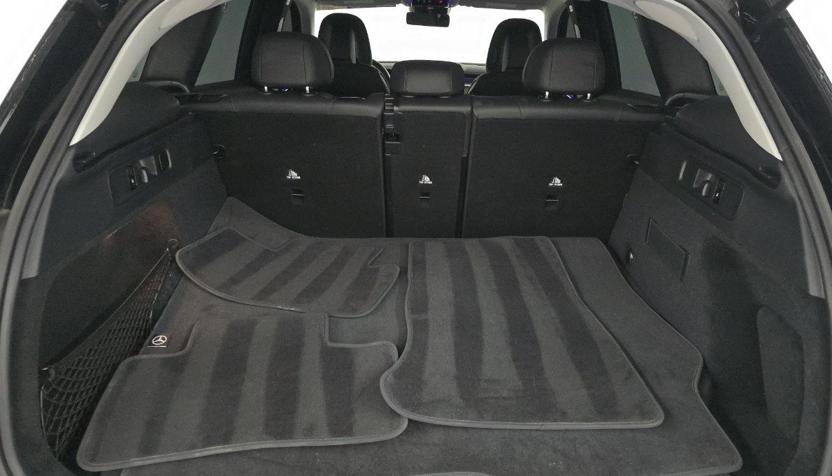 used 2025 Mercedes-Benz GLC car, priced at $52,998