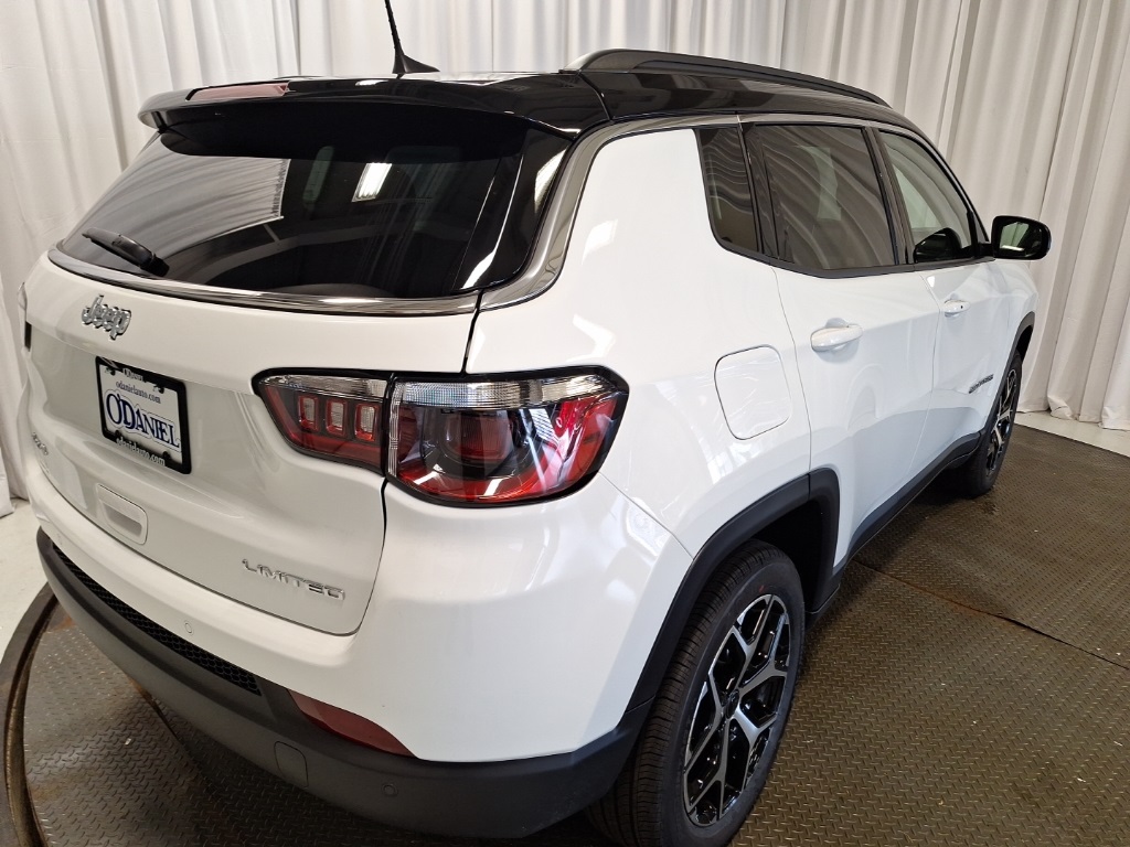 new 2026 Jeep Compass car, priced at $34,030