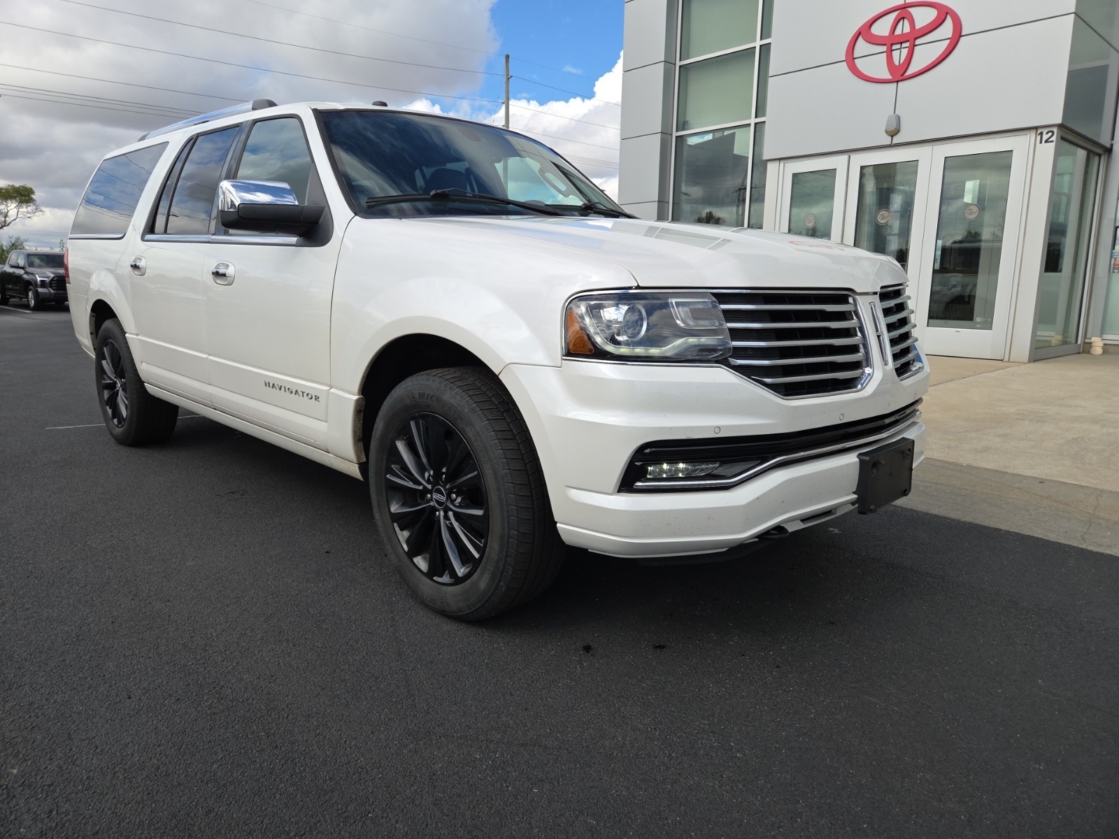 used 2016 Lincoln Navigator L car, priced at $6,592