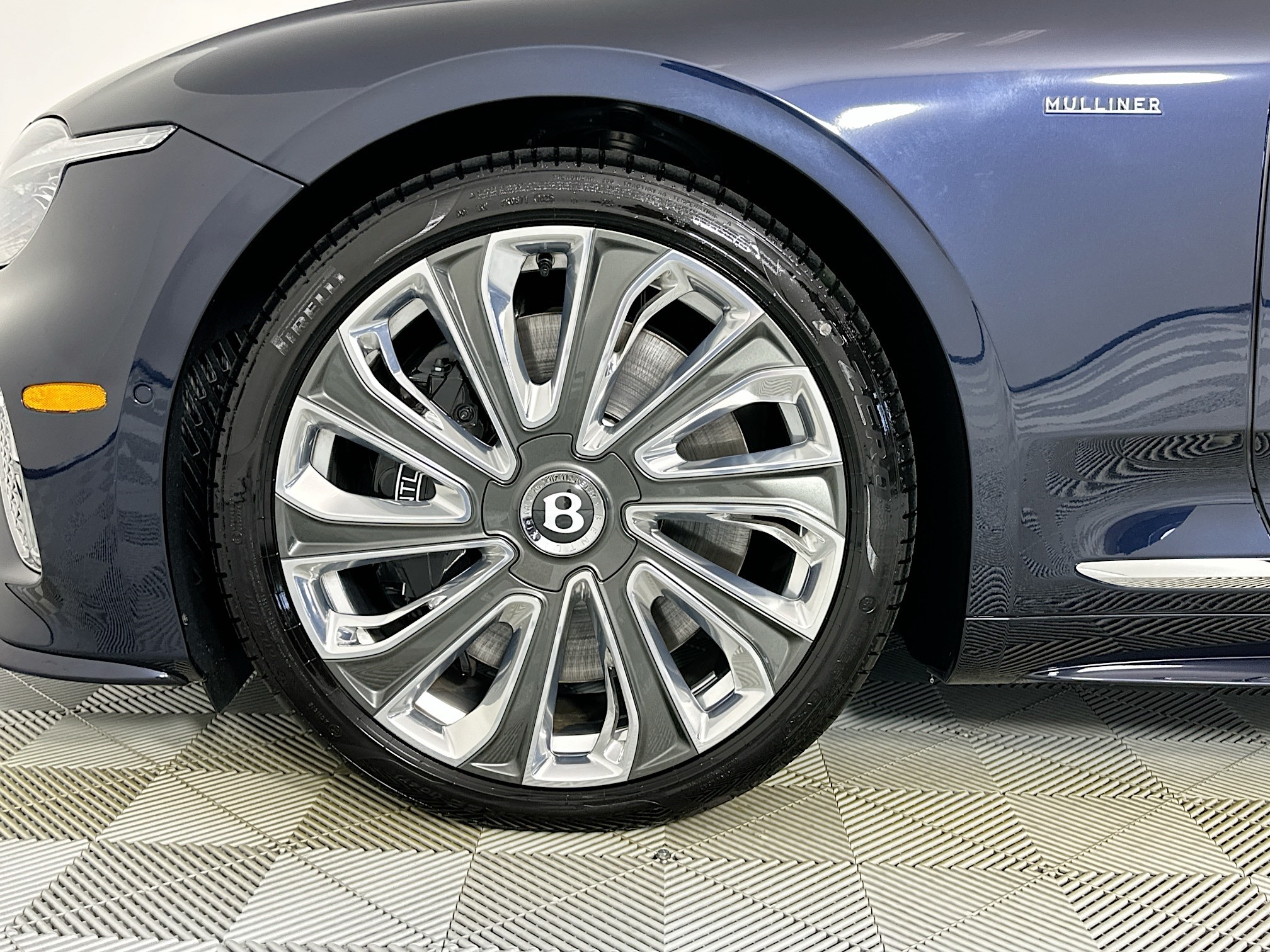 new 2025 Bentley Continental GTC car