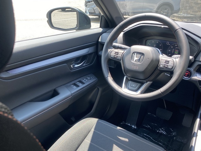 new 2026 Honda CR-V Hybrid car, priced at $40,195