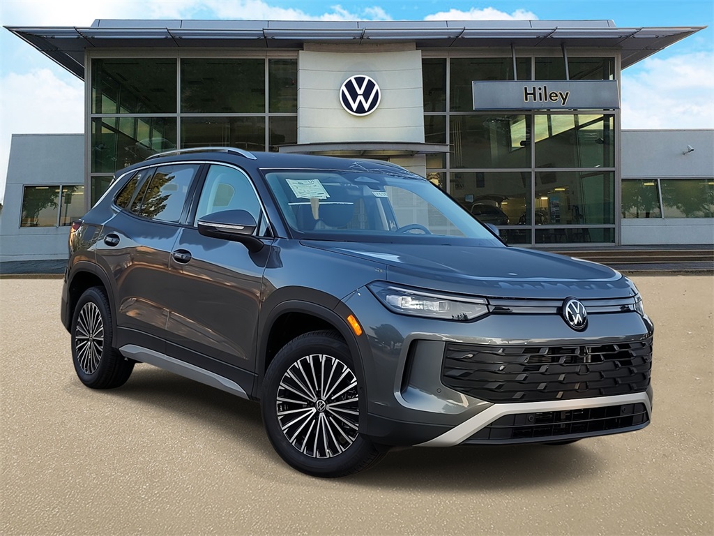 new 2025 Volkswagen Tiguan car, priced at $30,009