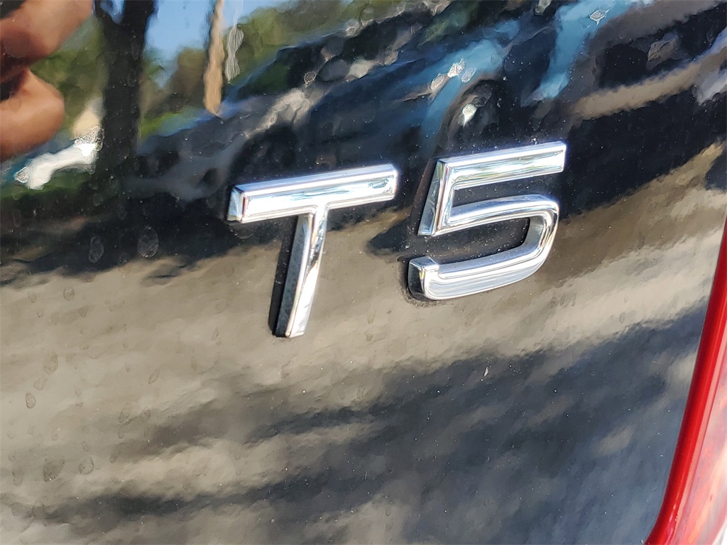 used 2022 Volvo XC90 car, priced at $29,595