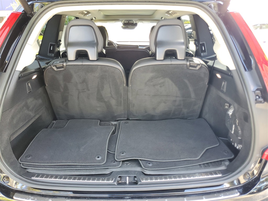 used 2022 Volvo XC90 car, priced at $29,595