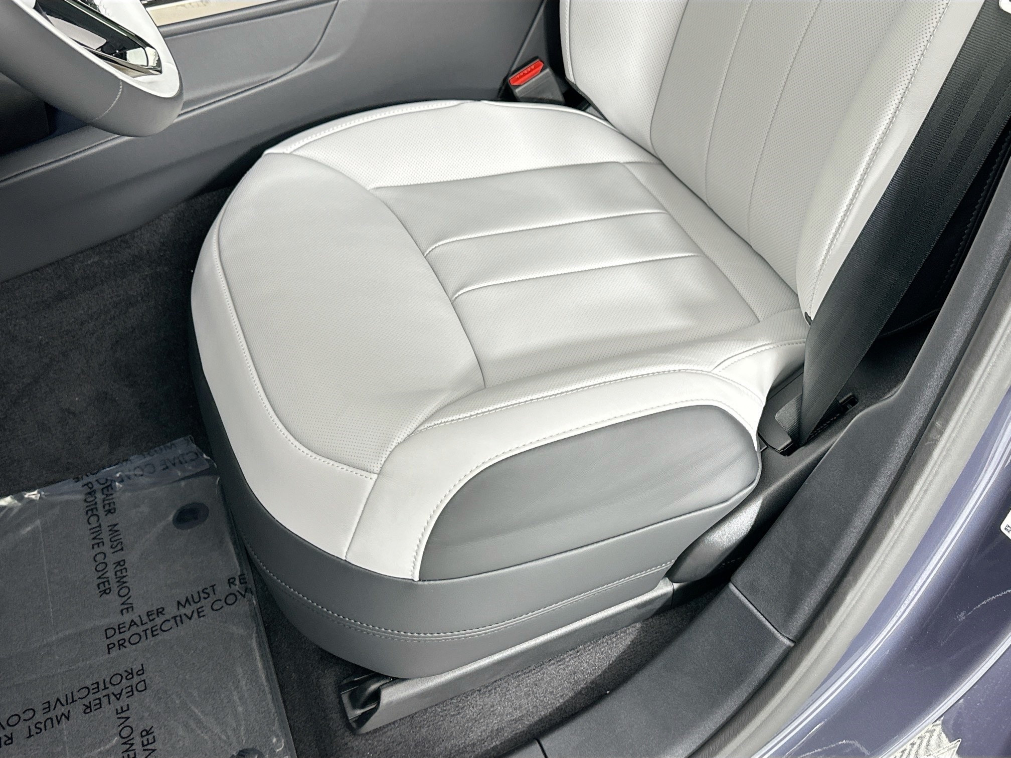 new 2025 Land Rover Range Rover Sport car, priced at $106,090