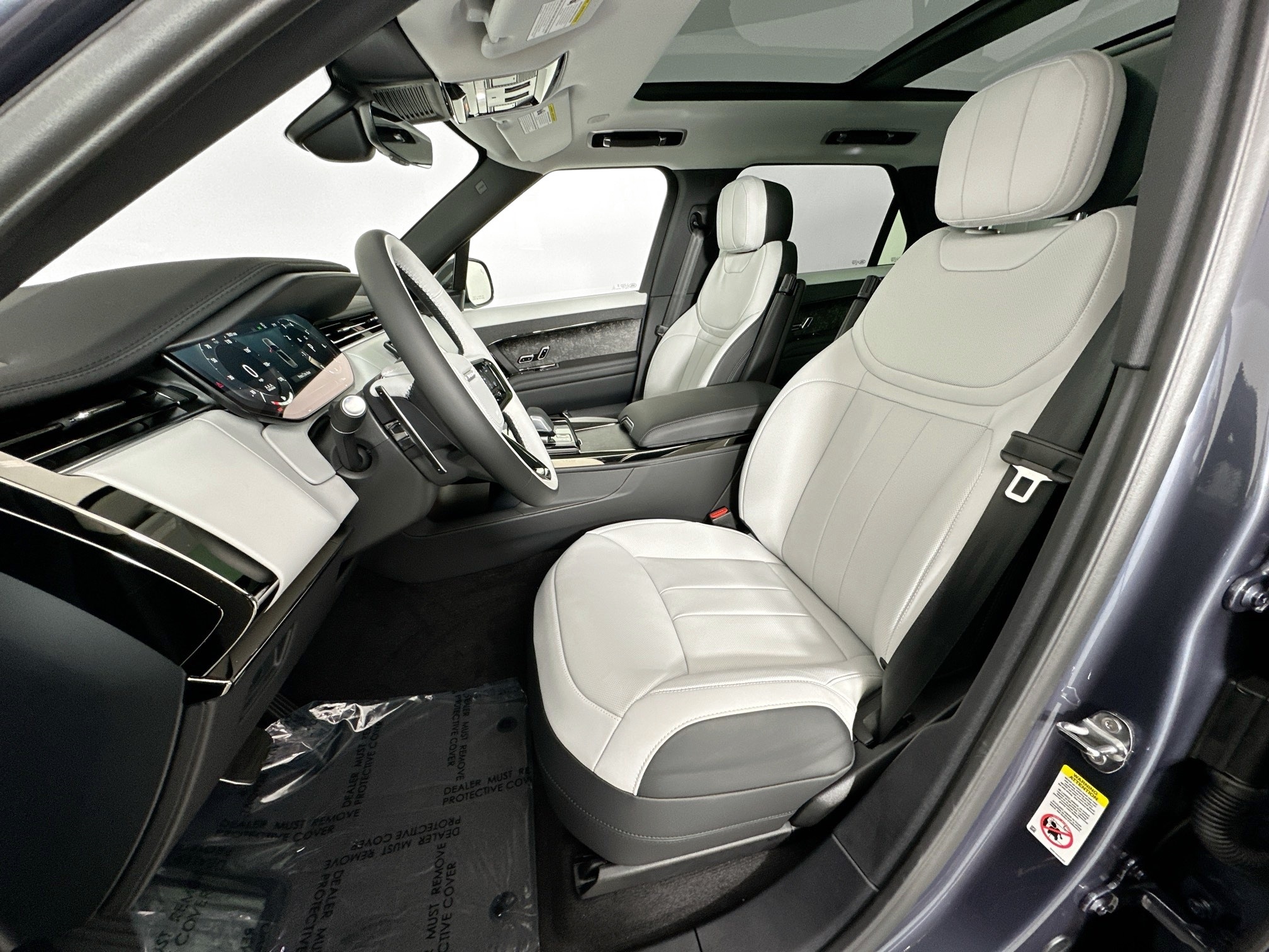 new 2025 Land Rover Range Rover Sport car, priced at $106,090