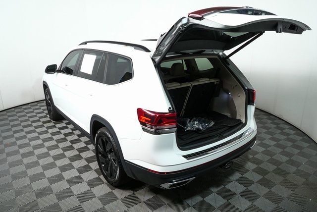 used 2024 Volkswagen Atlas car, priced at $32,200