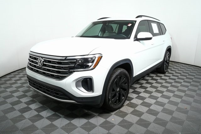 used 2024 Volkswagen Atlas car, priced at $32,200