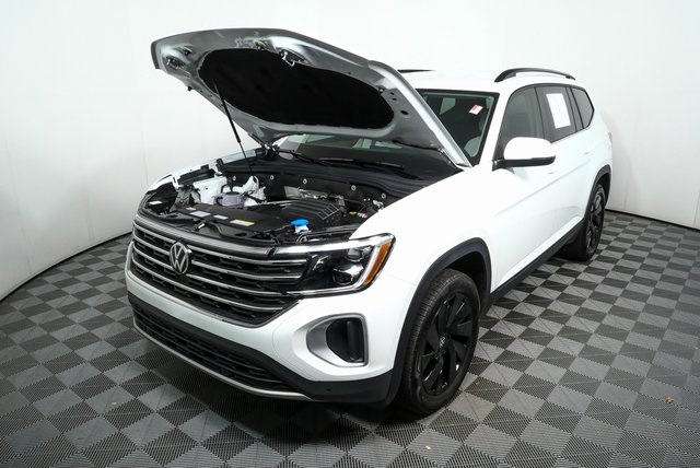 used 2024 Volkswagen Atlas car, priced at $32,200