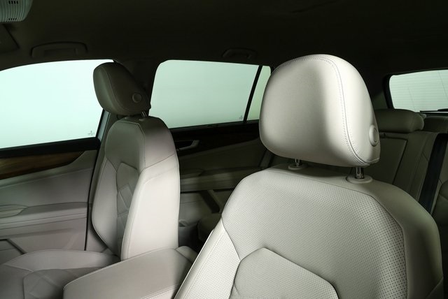 used 2024 Volkswagen Atlas car, priced at $32,200