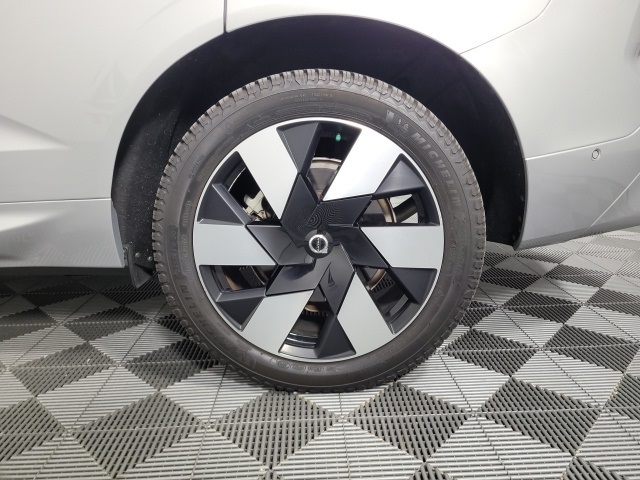 used 2023 Volvo XC60 Recharge Plug-In Hybrid car, priced at $43,613